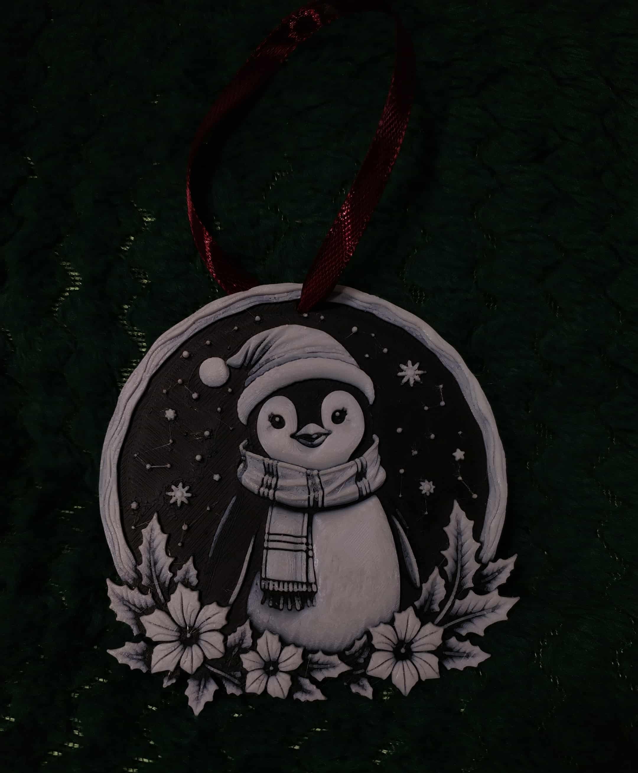 Részletes pingvines fadísz